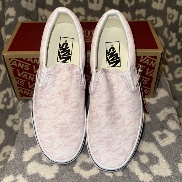 Vans Classic Slip-On Sneakers Washes Cradle Pink/True White New 😍 - Picture 13 of 17